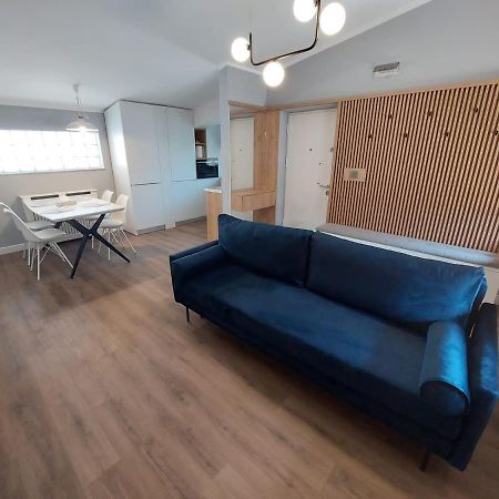 Lovely Apartment Ioana Târgu Neamț Zewnętrze zdjęcie