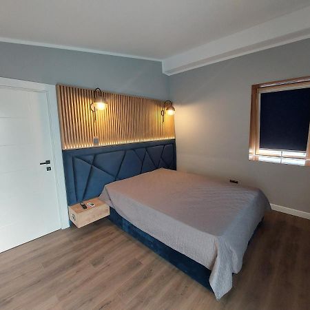 Lovely Apartment Ioana Târgu Neamț Zewnętrze zdjęcie