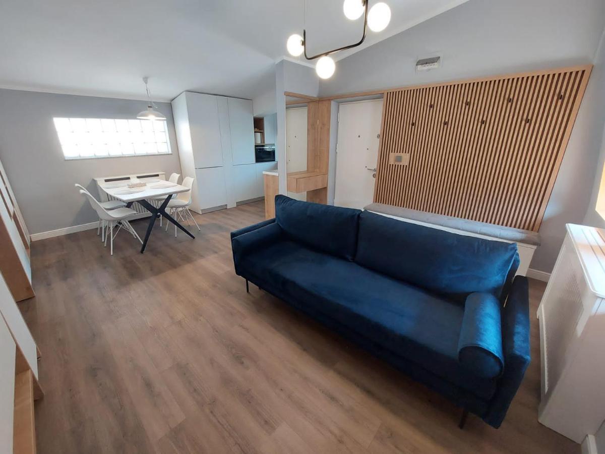 Lovely Apartment Ioana Târgu Neamț Zewnętrze zdjęcie