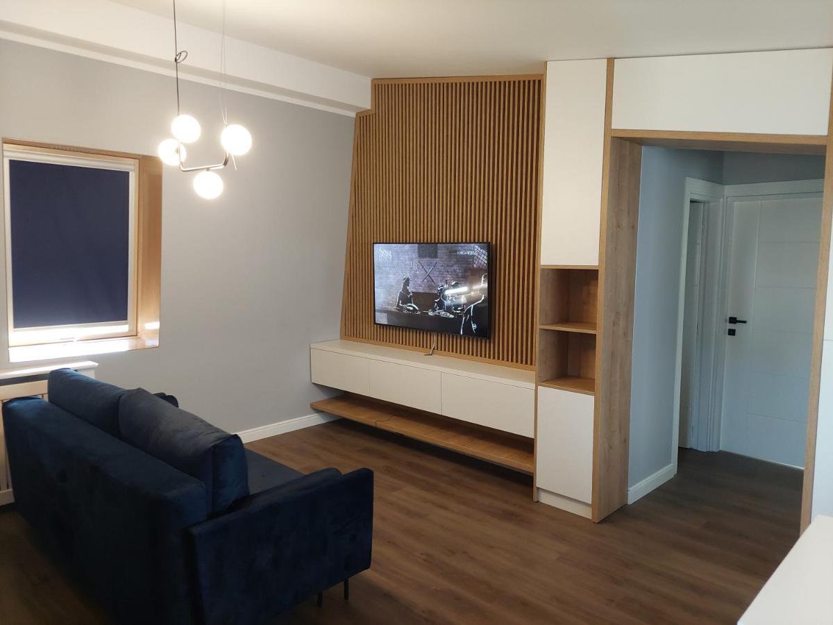 Lovely Apartment Ioana Târgu Neamț Zewnętrze zdjęcie